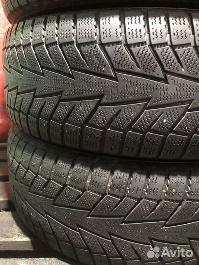 Hankook Winter I'Cept IZ2 215/60 R16