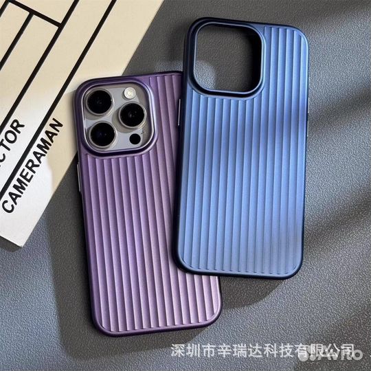 Чехол на iPhone