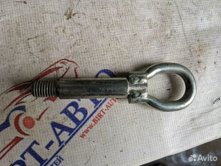 Буксировочная петля Skoda Roomster