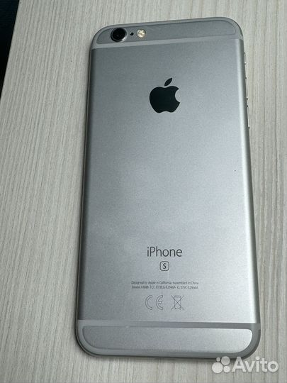 iPhone 6S, 32 ГБ