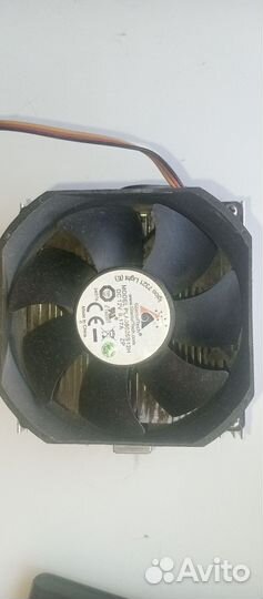 Материнская плата с процессором и памятью