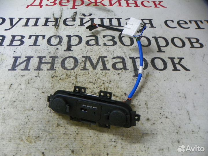 Адаптер USB в прикуриватель Kia Sportage III (2010