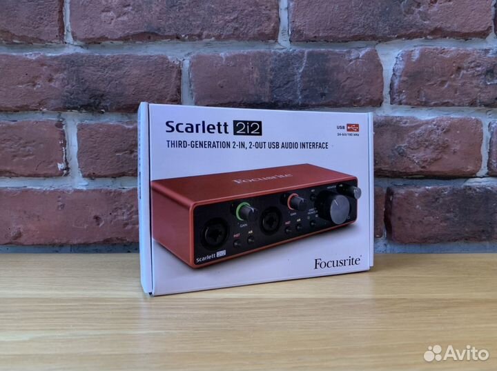 Focusrite Scarlett 2i2 3rd Gen - Звуковая карта