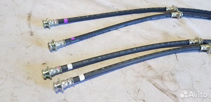 Nissan Sentra B17 Шланг тормозной передний