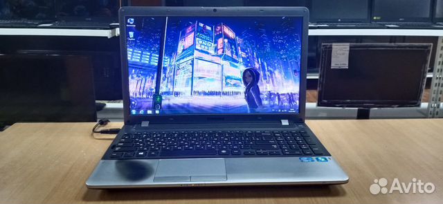 Samsung NP350/i5 3210/4GB/Intel HD/500GB/15.6