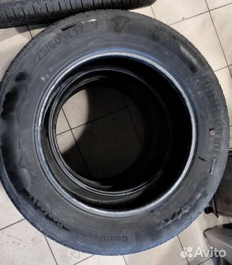 Continental ContiPremiumContact 5 225/60 R17 99V