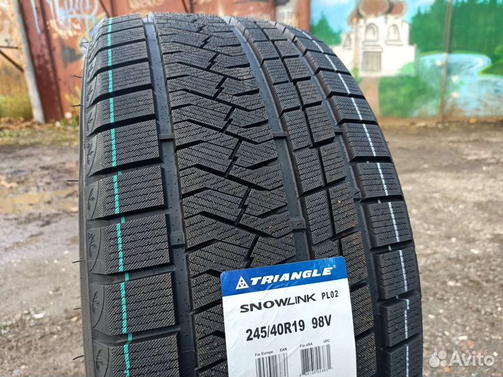 Triangle PL02 245/40 R19 и 275/35 R19