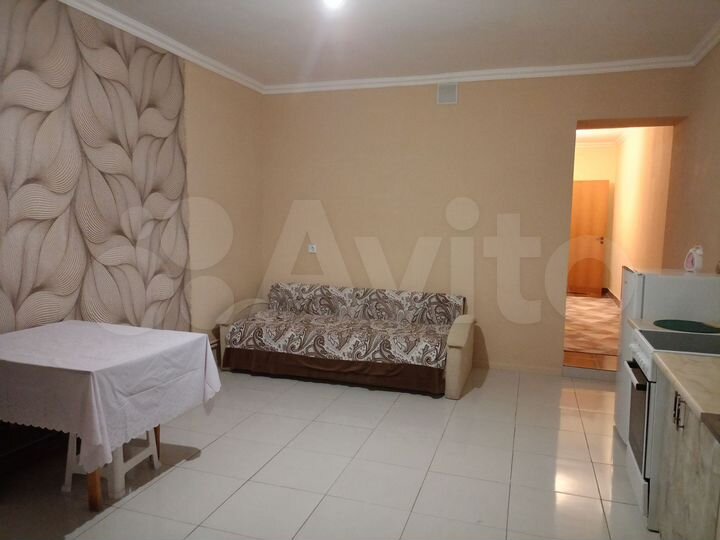 Комната 45 м² в 2-к., 1/1 эт.