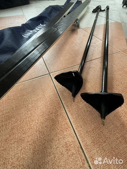 Лыжи беговые 147 см с палками и чехлом