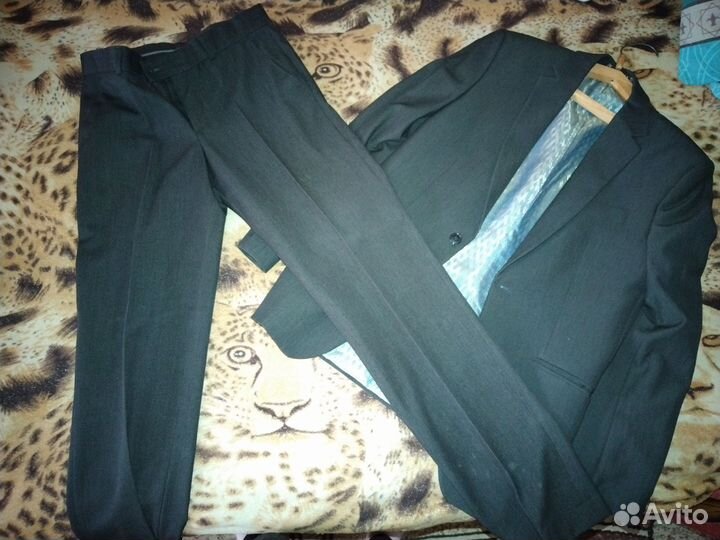Костюм мужской