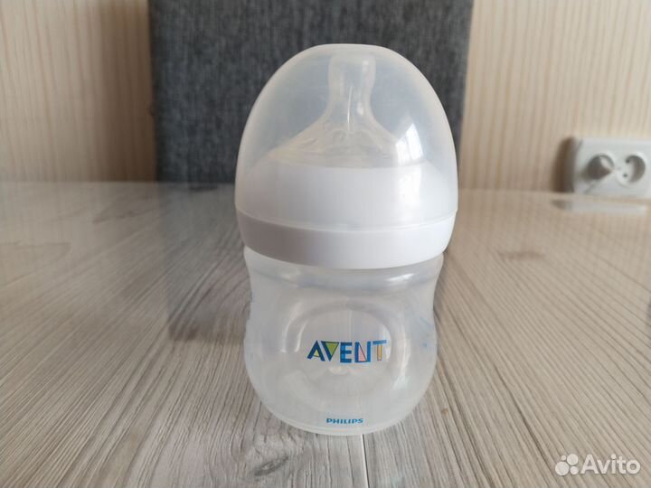 Бутылочки для кормления avent