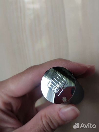 Givenchy помада