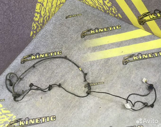 Проводка бампера на датчики парковки Estina Fora