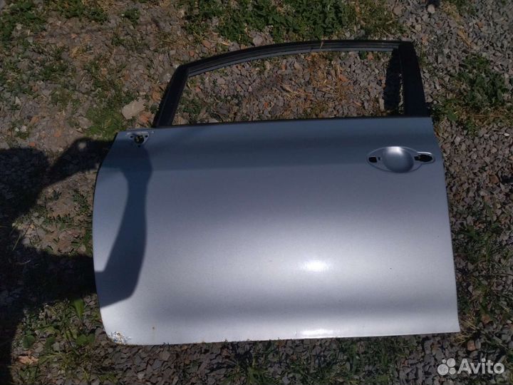 Дверь передняя левая Auris