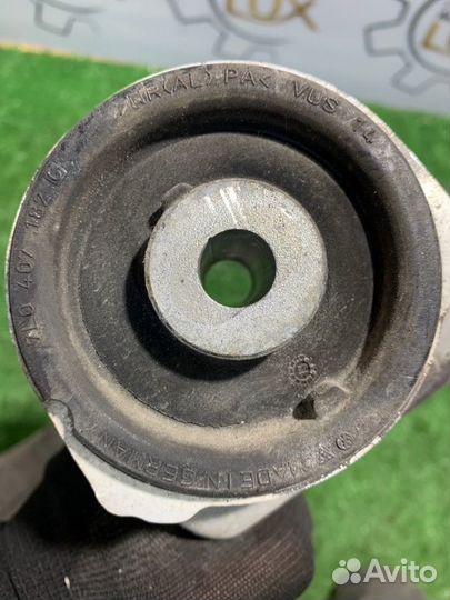 Рычаг подвески нижний передний левый Volkswagen