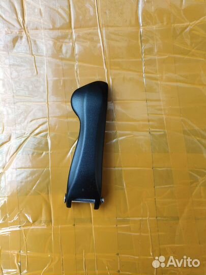 Язычок зажим на Kugoo V1