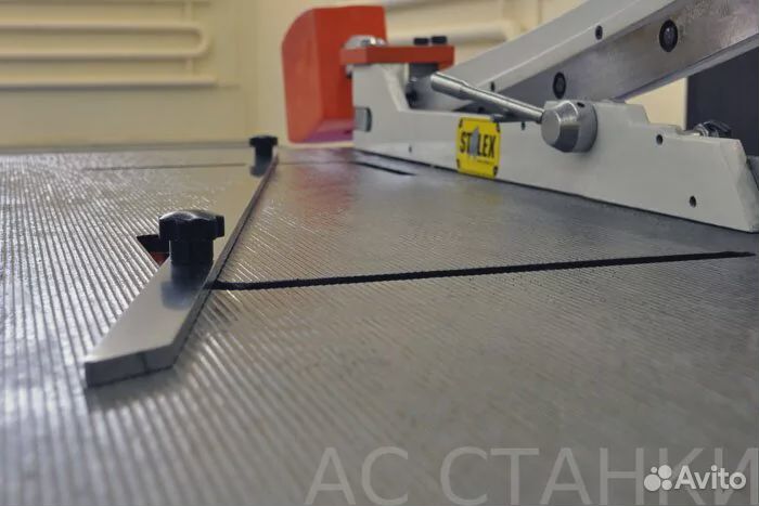 Гильотина ручная сабельного типа Stalex KHS-1250