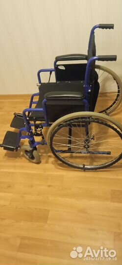 Продам инвалидное кресло коляску