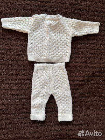 Вязаный костюм для малыша 3-6 месяцев