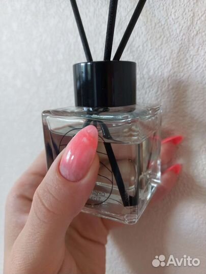 Наращивание ногтей,маникюр