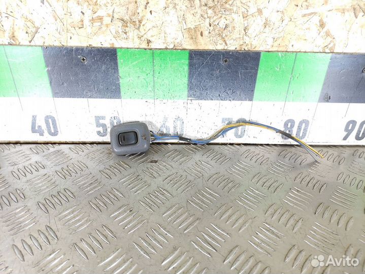 Кнопка стеклоподъемника Daihatsu Atrai 7