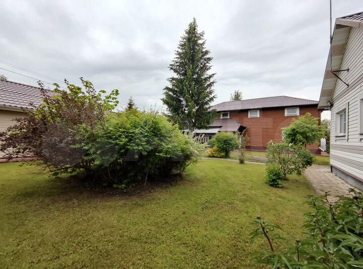 Дом 193,5 м² на участке 12 сот.