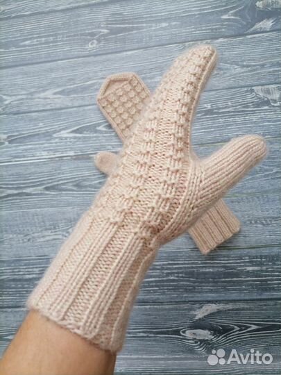 Варежки женские вязаные ручной работы