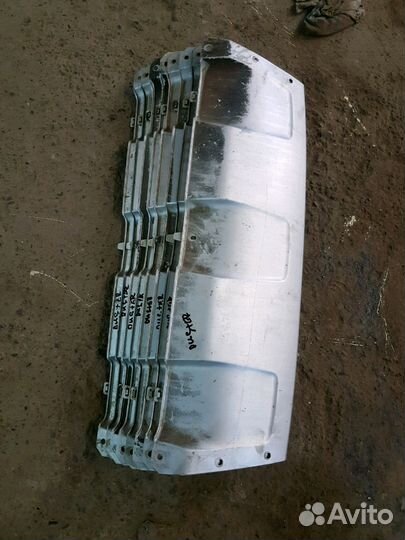 Renault duster накладка бампера