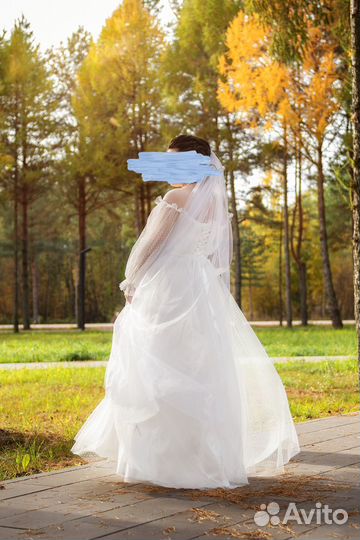 Свадебное платье