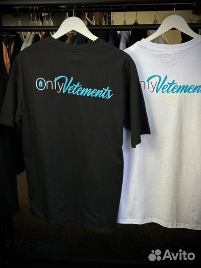 Футболка vetements