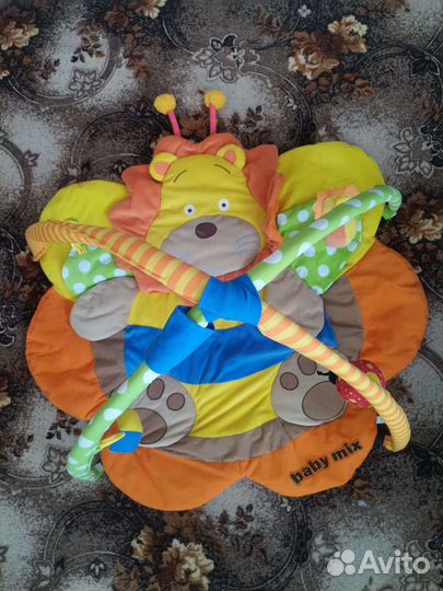 Развивающий коврик