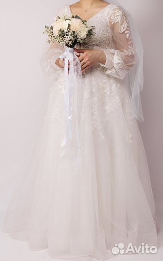 Свадебное платье