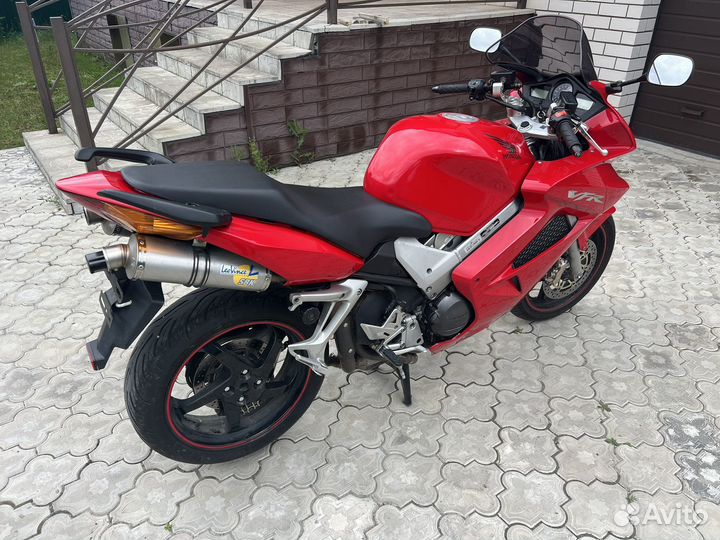 Honda VFR 800