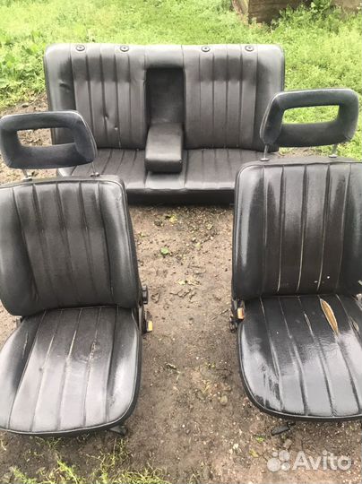 Кожаные сиденья