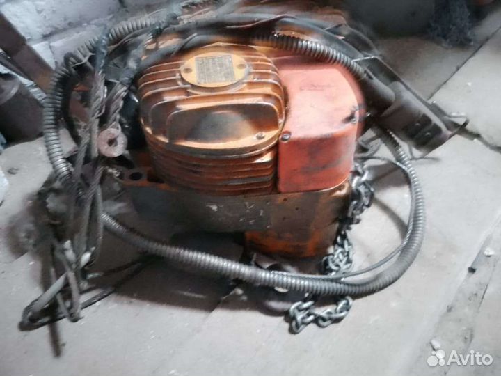 Продам тельфер Болгария