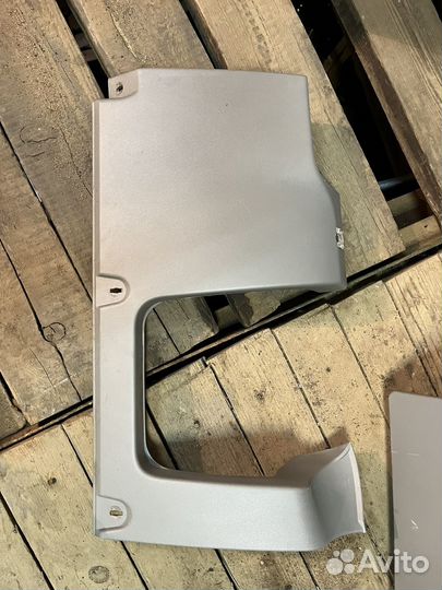 Бардачок крышка монтажного блока Приора