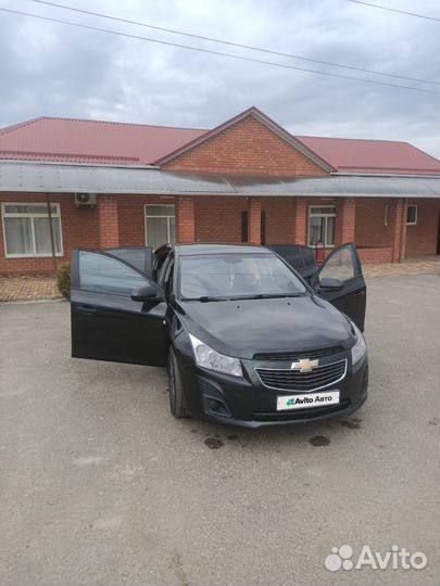 Chevrolet Cruze 1.6 AT, 2012, 141 111 км