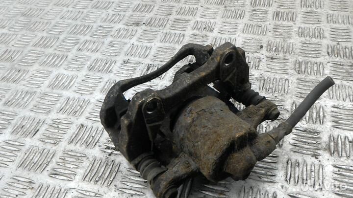 Суппорт передний левый Opel Corsa D 2008 93191695