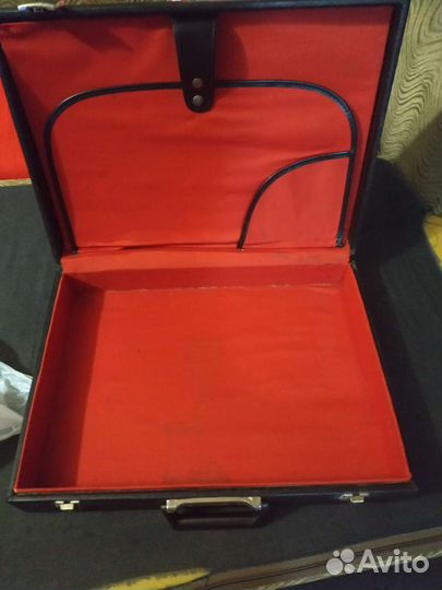 Кейс дипломат