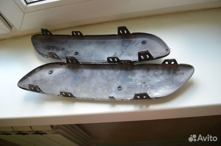 Накладка переднего бампера Peugeot 307