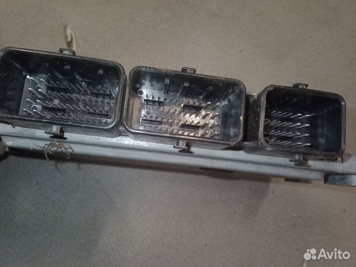 Эбу (контроллер) Рено Логан 2 1,6