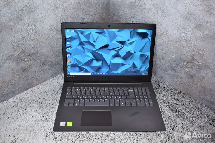 Ноутбук Lenovo на Core i3-7020U/ MX130/ ssd 240 gb