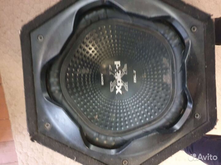 Сабвуфер Sony с усилителем