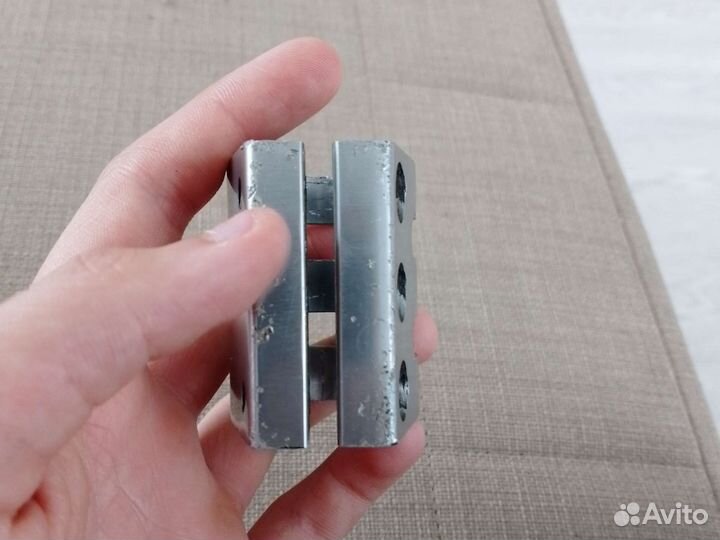 Зажим для трюкового самоката hic