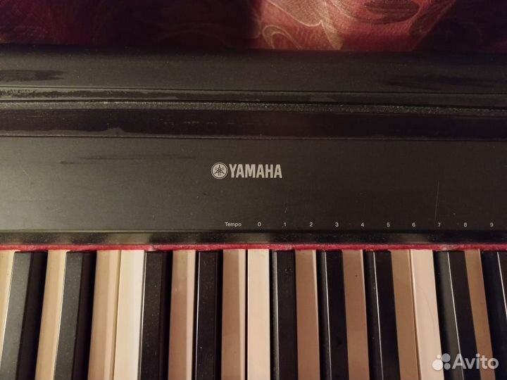 Цифровое пианино Yamaha P95