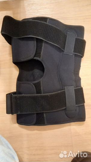 Наколенники Тривес размер L и XL