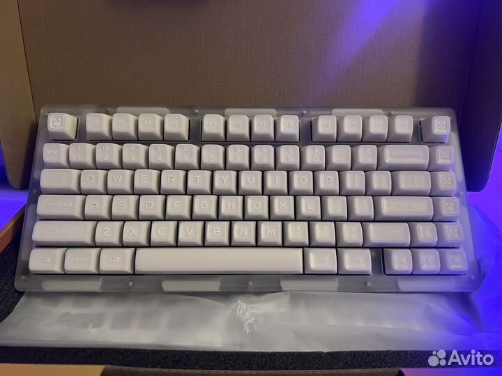 Кастомная клавиатура 75% fullwhite