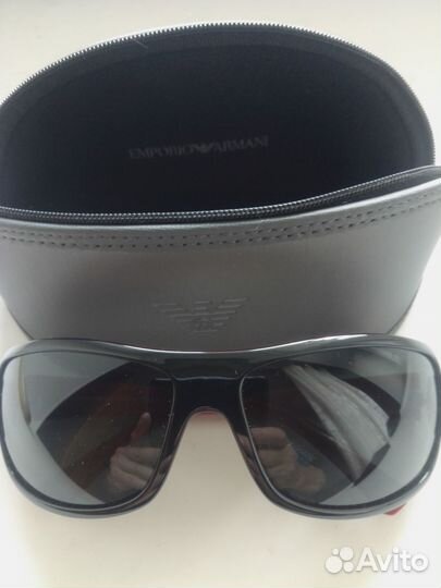 Солнцезащитные очки emporio armani