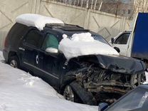 Chevrolet Tahoe 5.3 AT, 2011, битый, 315 000 км, с пробегом, цена 600 000 руб.