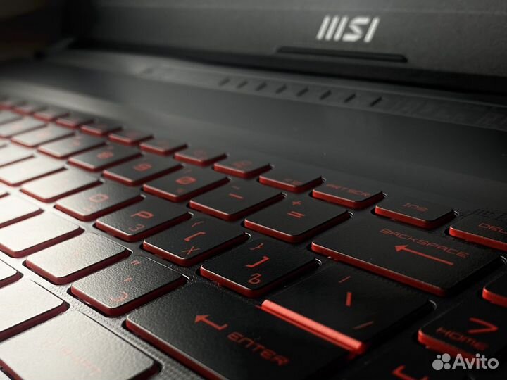 Игровой ноутбук MSI Katana 17 B11UCX